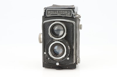 Lot 605 - A Rollei Rolleicord Medium Format TLR Camera