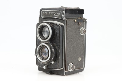 Lot 605 - A Rollei Rolleicord Medium Format TLR Camera