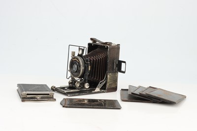 Lot 770 - A Voigtlander Avus Folding Plate Camera