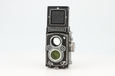 Lot 604 - A Rollei Rolleiflex Automat Medium Format TLR Camera