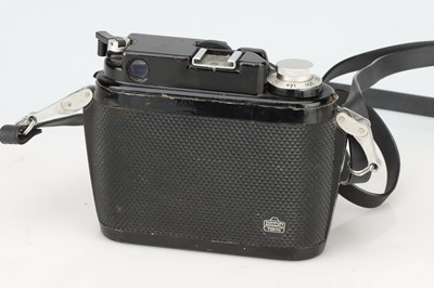 Lot 617 - A Nikon Nikonos 35mm Under Water Viewfinder Camera