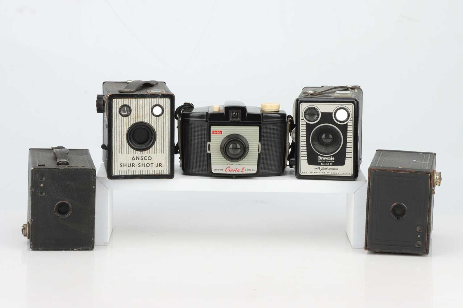 Lot 799 - A Selection of Box Type Cameras