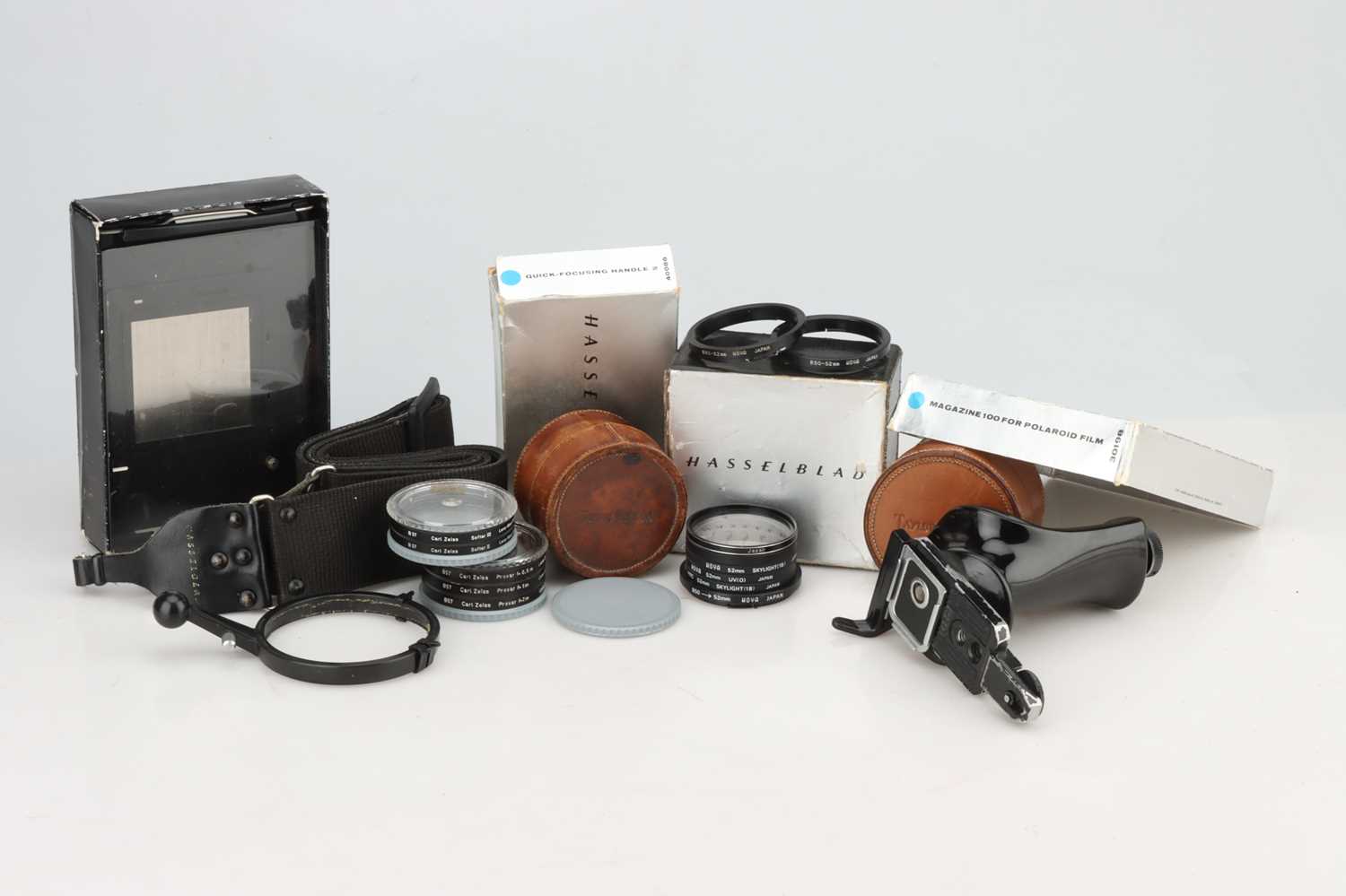 Lot 509 - A Selection of Hasselblad Accessories