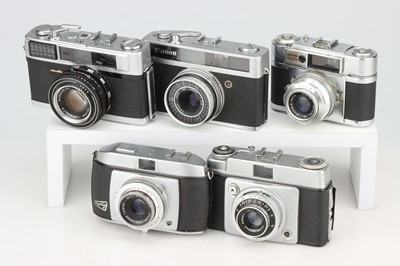 Lot 768 - A Mixed Selection of Cameras