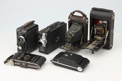 Lot 374 - A Selection of Various Cameras