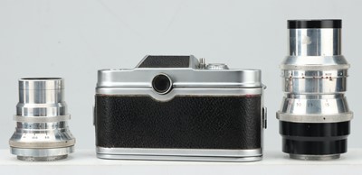 Lot 402 - A Wray Wrayflex I Camera Outfit