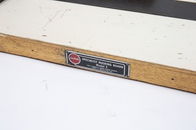 Lot 500 - A Kodak Specialist Masking Board Model II 11" x 14" Enlarging Easel