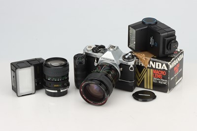 Lot 650 - A Pentax ME Super SLR Camera