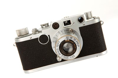 Lot 1008 - A Leica IIc Rangefinder Camera