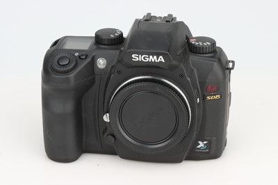 Lot 417 - A Sigma SD15 Digital SLR Body