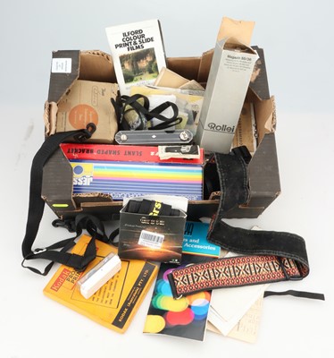 Lot 434 - A Selection of Photographic Accessories