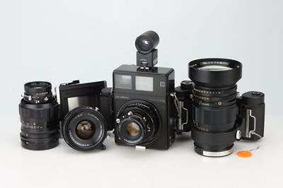 Lot 601 - A Mamiya Universal Medium Format Rangefinder Outfit