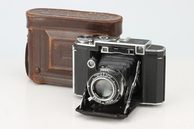 Lot 602 - A Zeiss Ikon Super Six 530/16 Rangefinder Camera