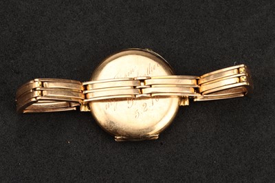 Lot 168 - A 15 ct Gold WWI Period Trench Watch