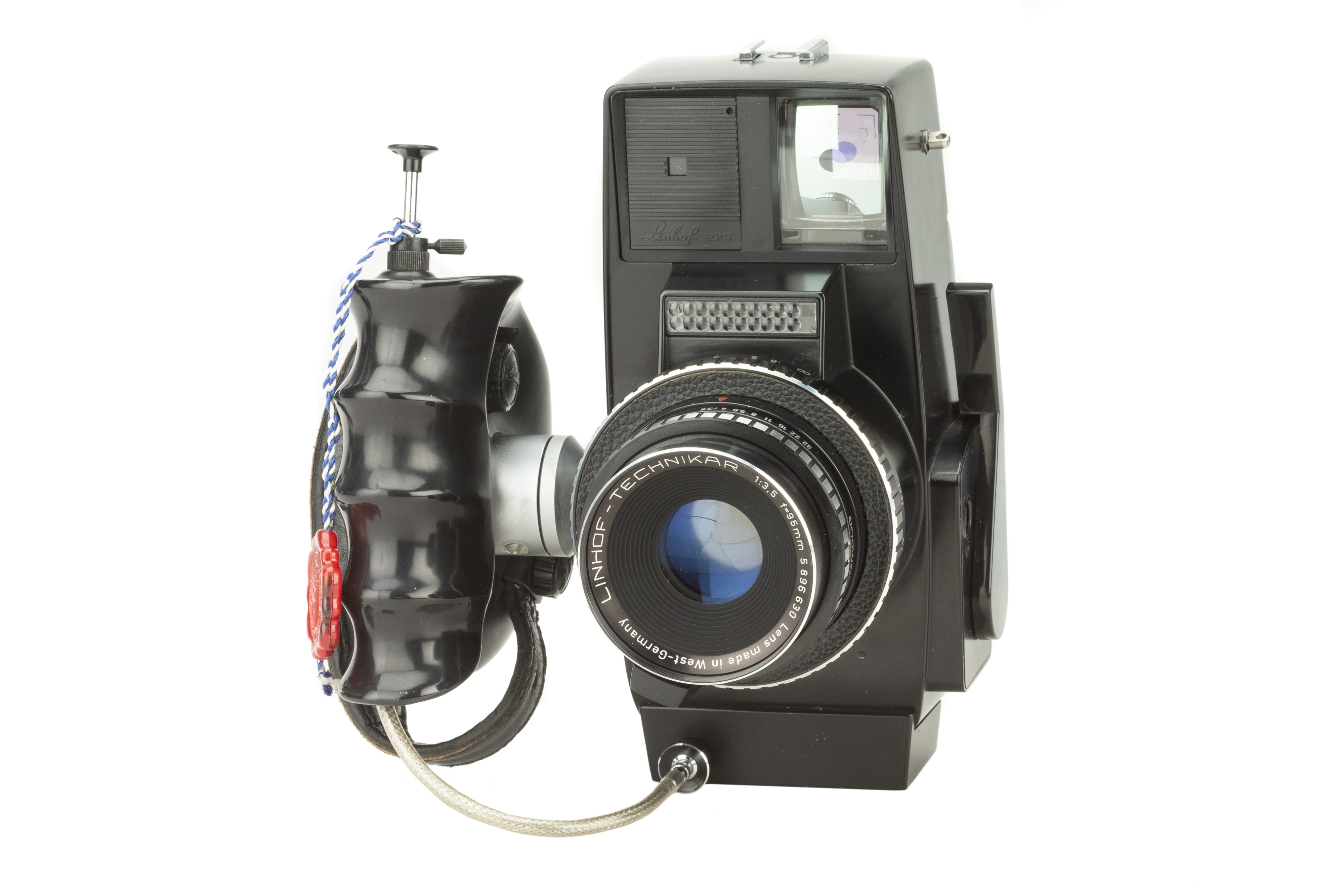 Lot 130 - A Linhof 220 RS Medium Format Camera,