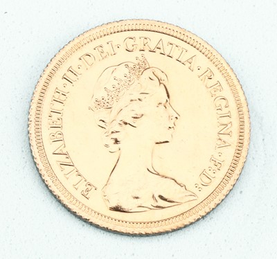 Lot 105 - An Elizabeth II Gold Sovereign Coin
