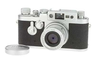 Lot 16 - A Leica IIIg Rangefinder Camera