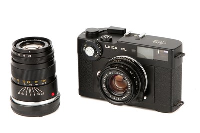 Lot 1032 - A Leica CL Rangefinder Camera