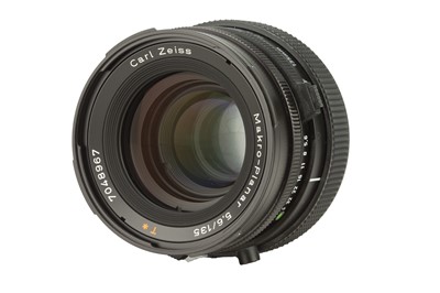 Lot 119 - A Carl Zeiss CF Makro-Planar T* f/5.6 135mm Lens
