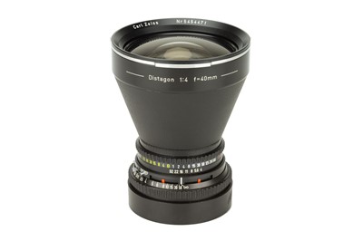 Lot 117 - A Carl Zeiss Distagon f/4 40mm Lens