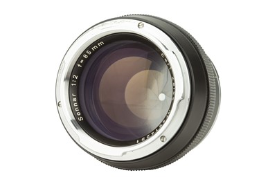 Lot 96 - A Carl Zeiss Sonnar f/2 85mm Lens