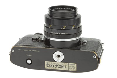 Lot 56 - A Leica Leicaflex SLR Camera