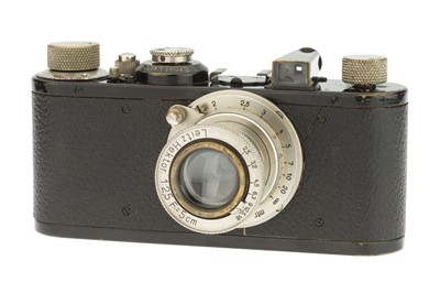 Lot 5 - A Fine Leica Ic Standardised Camera Outfit