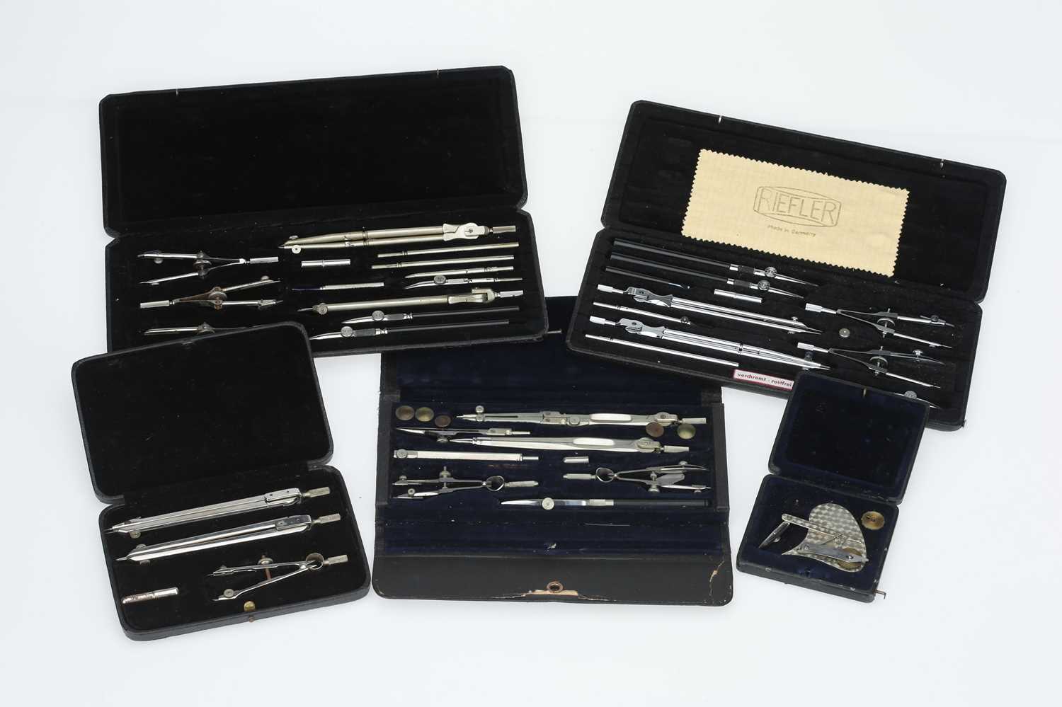 Specialist Drawing Instruments Lot 45 - Drawing/Drafting Instruments,