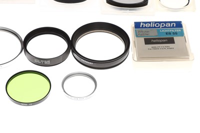 Lot 294 - A Selection of Leica Filters