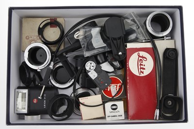 Lot 268 - A Good Selection of Leica Accessories