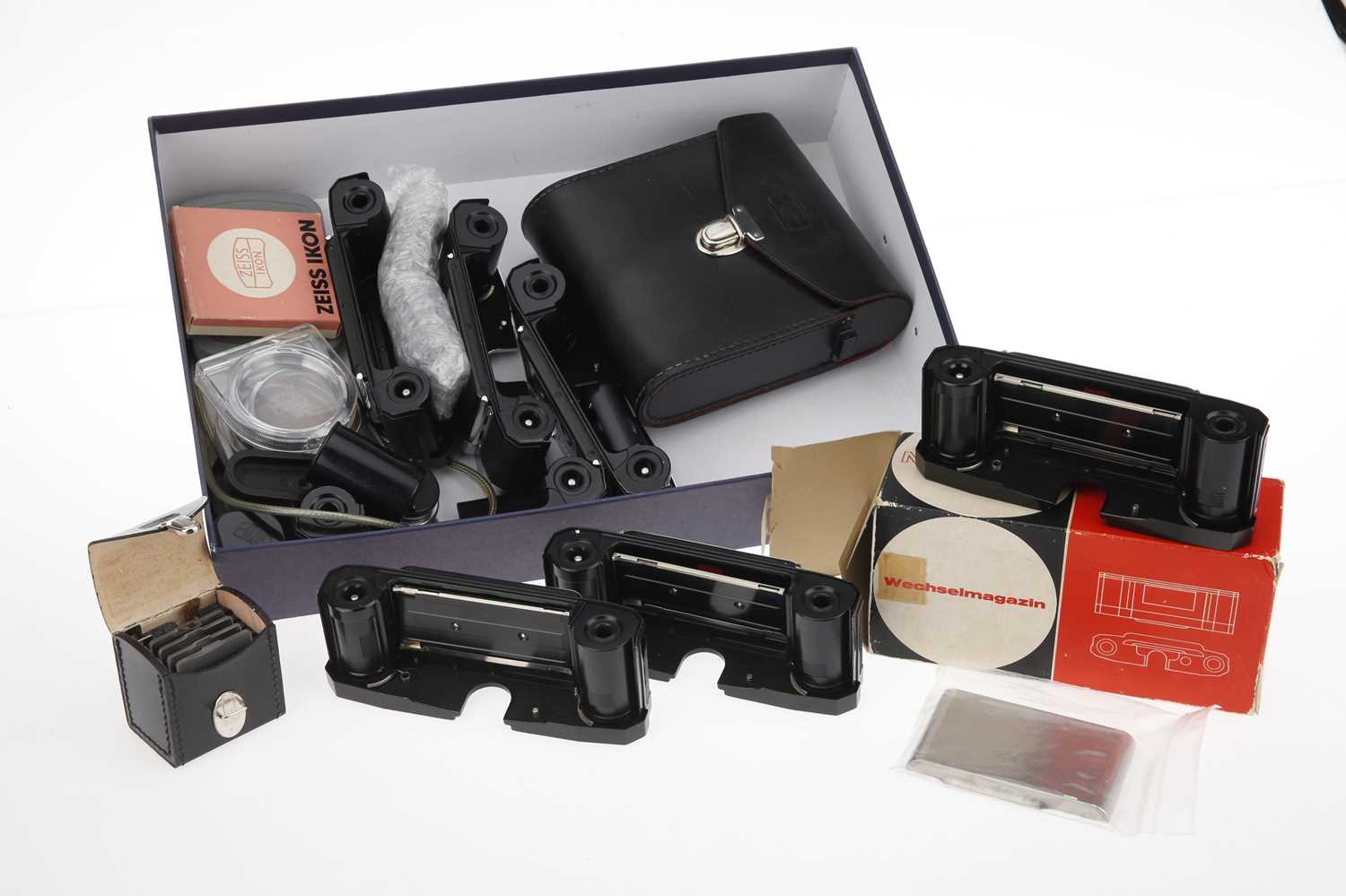 Lot 342 - A Selection of Zeiss Ikon Contarex Camera Accessories