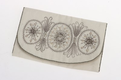 Lot 208 - A Small Fabric Purse