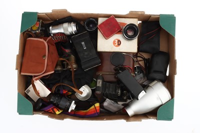 Lot 442 - A Mixed Selection of Camera Accessories