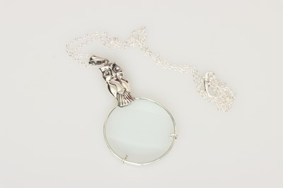 Lot 218 - A Silver Mounted Novelty Pendant Magnifying Glass