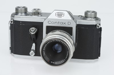 Lot 336 - A Contax D 35mm SLR Camera