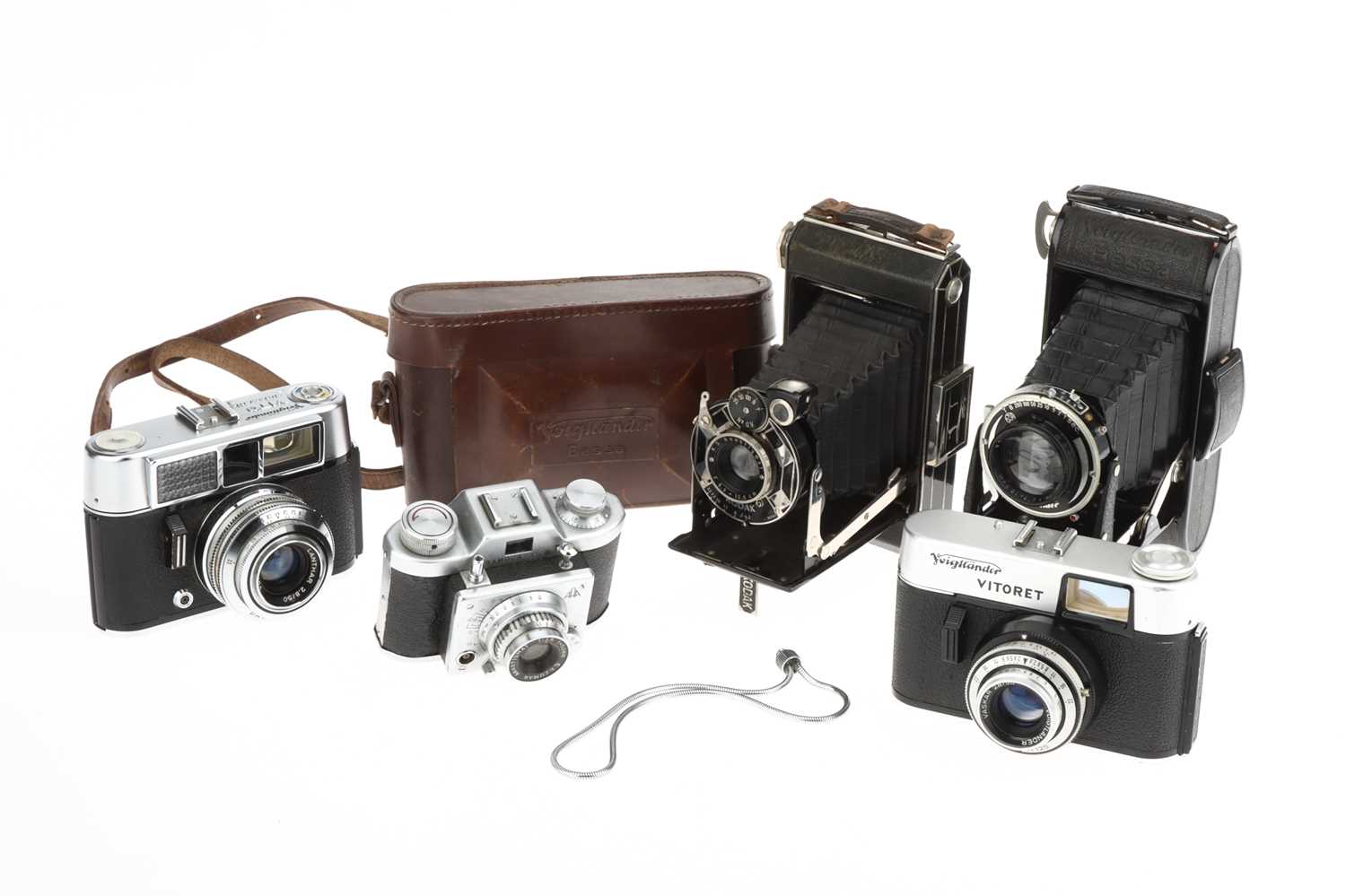 Lot 389 - A Mixed Selection of Cameras