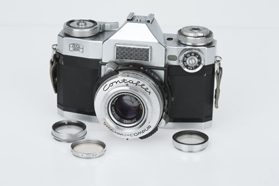 Lot 398 - A Zeiss Ikon Contaflex 35mm SLR Camera