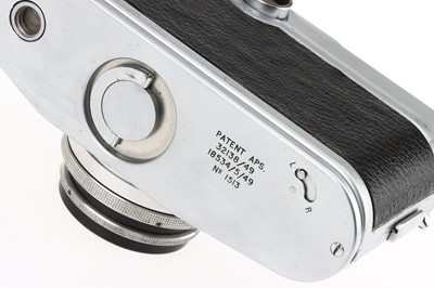 Lot 329 - A Wray Wrayflex I Camera