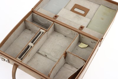 Lot 363 - A Early Hasselblad Outfit Case