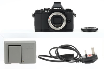 Lot 400 - An Olympus OM-D E-M5 Digital Body