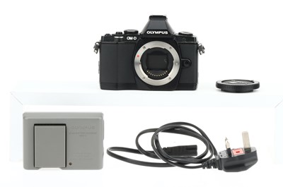 Lot 400 - An Olympus OM-D E-M5 Digital Body