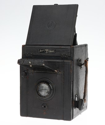 Lot 401 - A Thornton Pickard Junior Special Reflex Camera