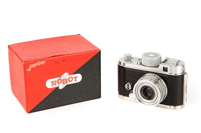 Lot 1109 - A Berning Robot IIa Camera