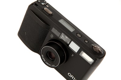 Lot 1125 - A Ricoh GR1s Compact Camera