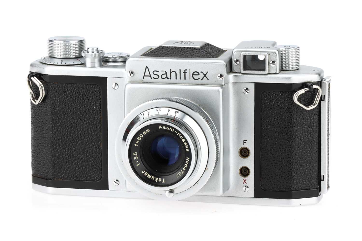 Lot 464 - An Asahi Opt. Co. Asahiflex IIb 35mm SLR Camera