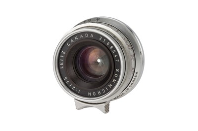 Lot 40 - A Leitz Summicron f/2 35mm Lens