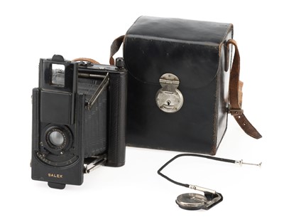 Lot 610 - A City Sale & Exchange Salex Folding Camera