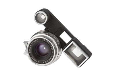 Lot 41 - A Leitz Summicron f/2 35mm Lens