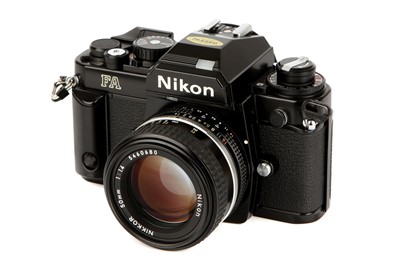 Lot 1133 - A Nikon FA SLR Camera