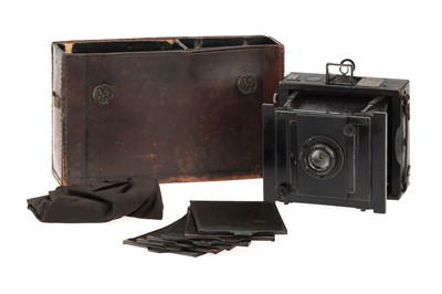 Lot 625 - A Goerz Ango Folding Strut Quarter Plate Camera